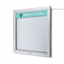 Whiteboard med logo eller rubrik