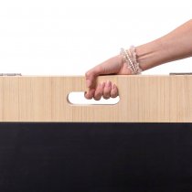 Kreativt griffelställ för att visa menyer utanför barer