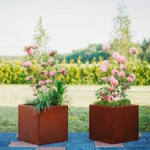 trendiga Clara kruka i corten stål