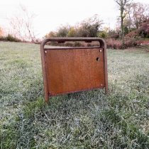 Skylt A2 corten