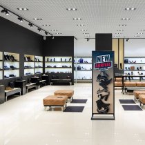 Skyltställ för exponering i butik