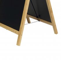 Robust gatupratare som tål vind