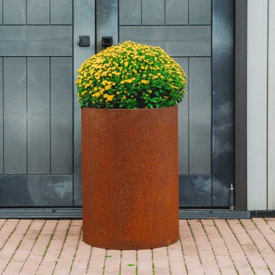 meri stora utekruka i corten